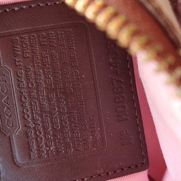 Coach crossbody purse - Picture 3 of 8